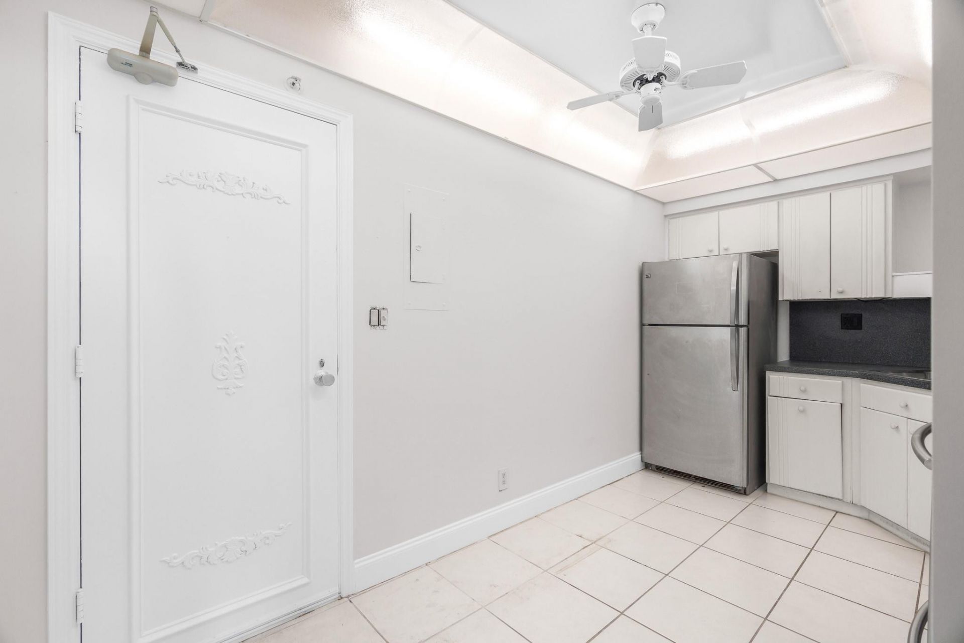 3333 NE 34th Street, Unit 709, Fort Lauderdale, FL 33308 Photo