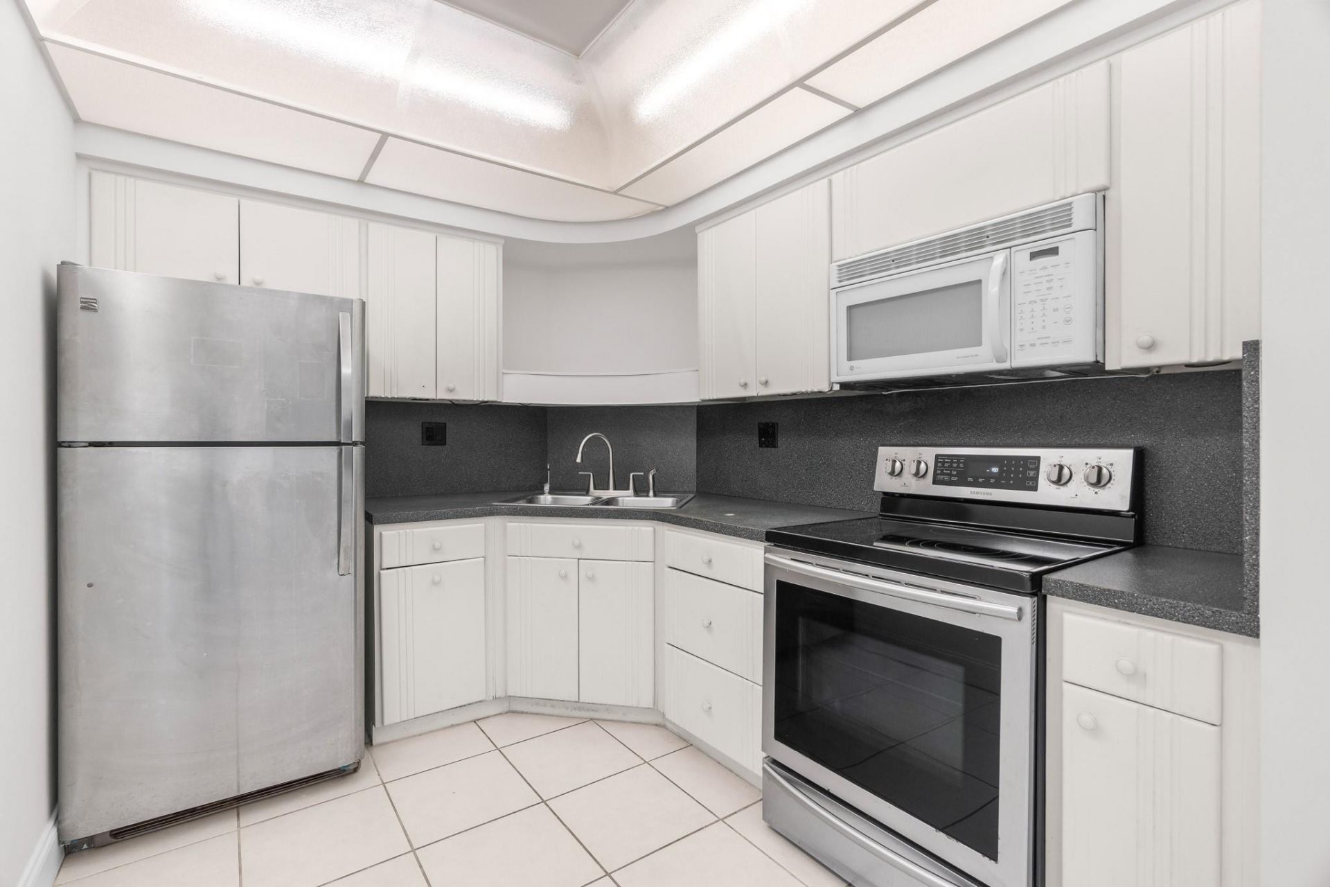 3333 NE 34th Street, Unit 709, Fort Lauderdale, FL 33308 Photo