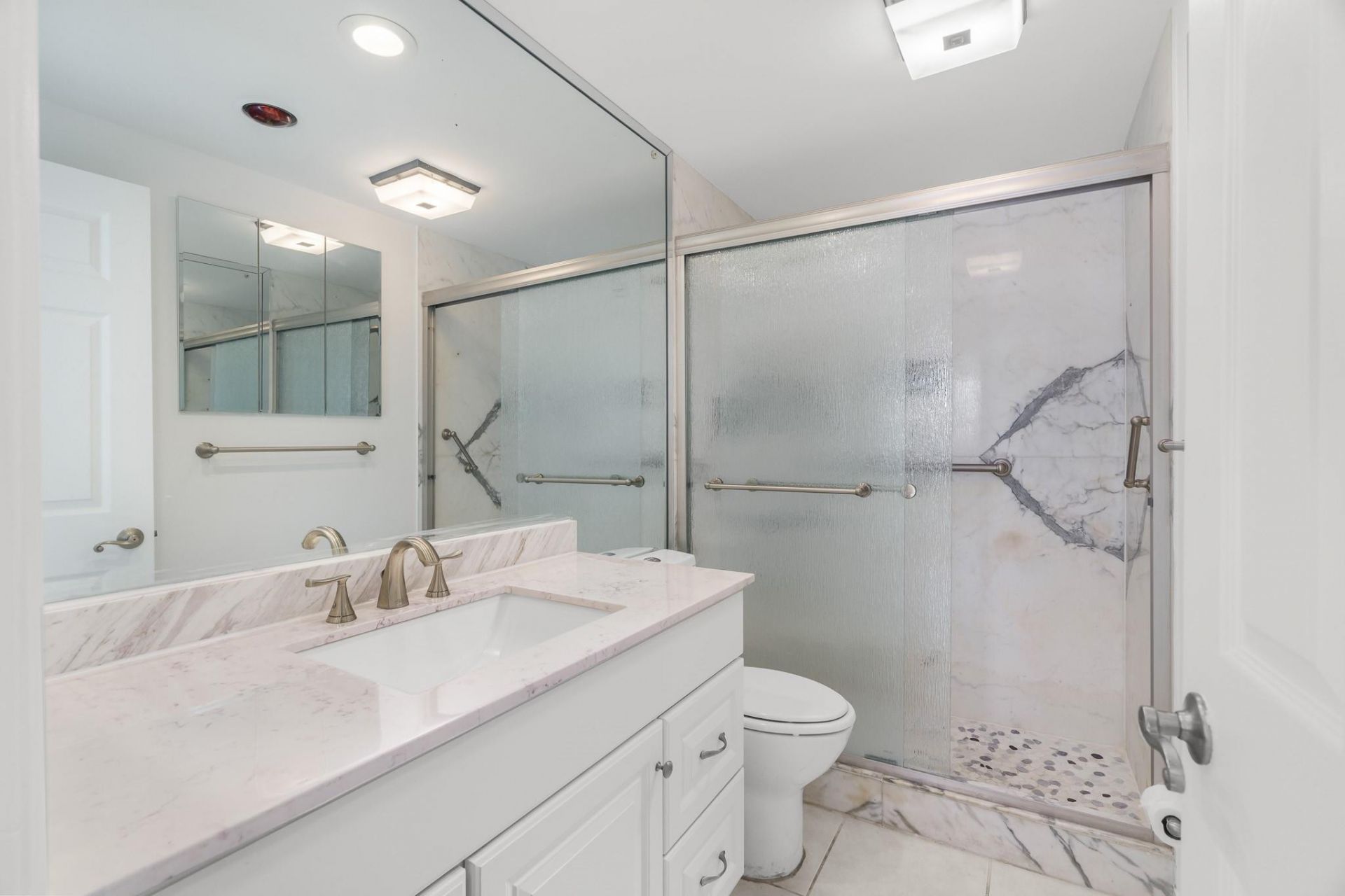 3333 NE 34th Street, Unit 709, Fort Lauderdale, FL 33308 Photo