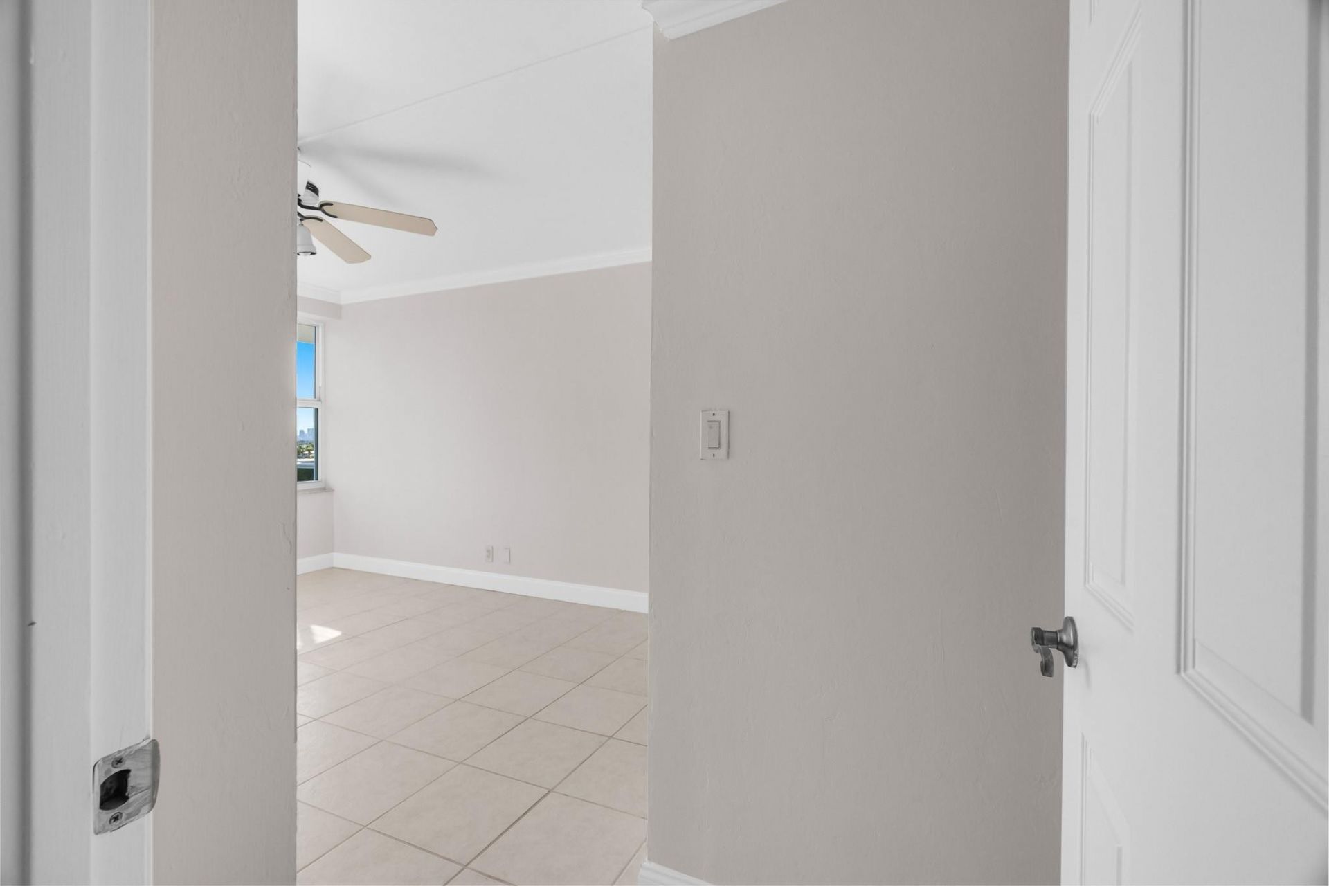 3333 NE 34th Street, Unit 709, Fort Lauderdale, FL 33308 Photo