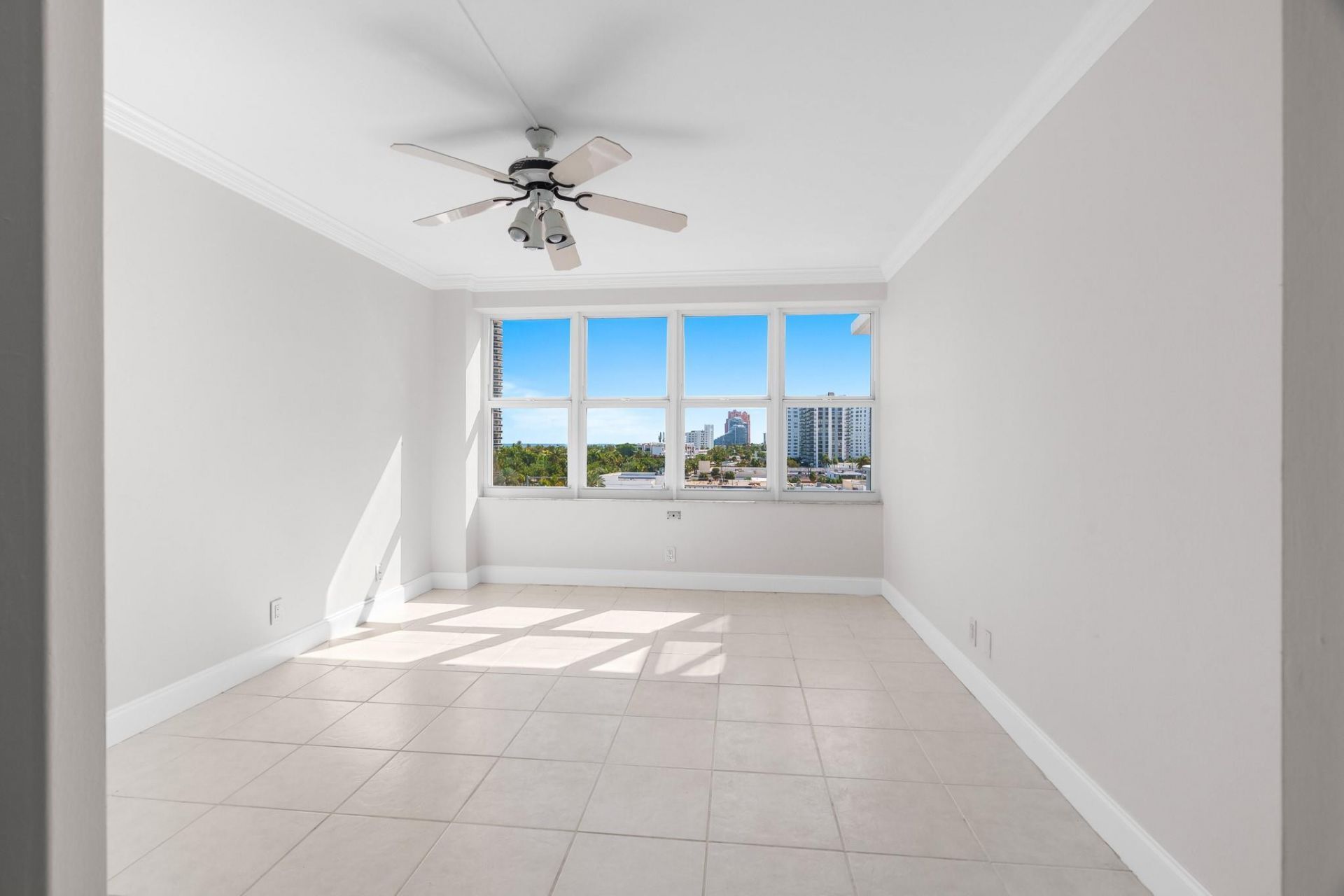 3333 NE 34th Street, Unit 709, Fort Lauderdale, FL 33308 Photo