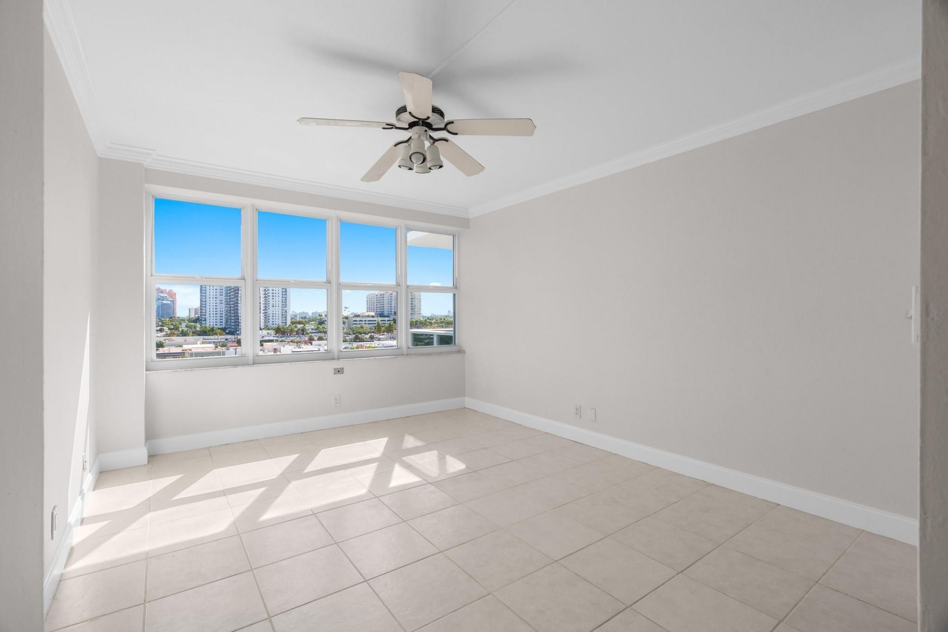 3333 NE 34th Street, Unit 709, Fort Lauderdale, FL 33308 Photo