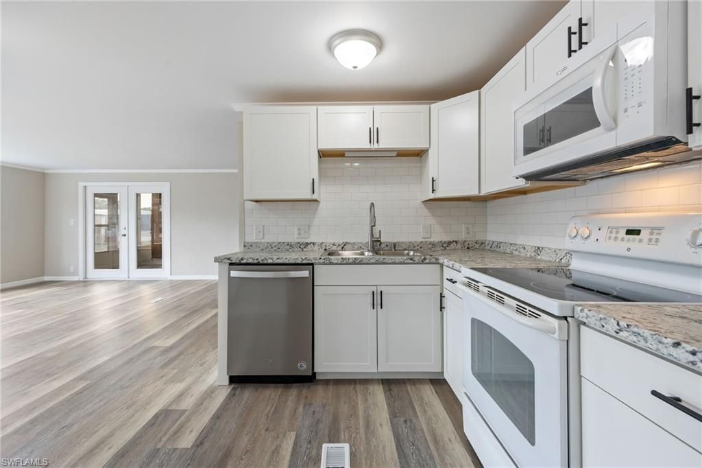 479 Nicklaus Blvd, North Fort Myers, FL 33903 Photo