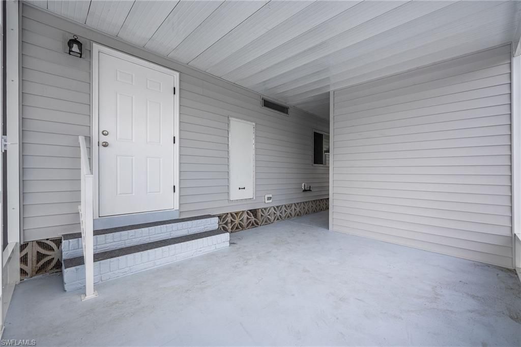 479 Nicklaus Blvd, North Fort Myers, FL 33903 Photo