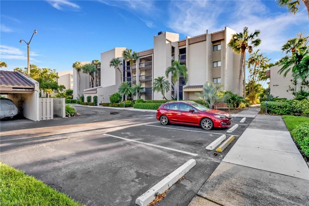 4240 Steamboat Bend, Unit 403, Fort Myers, FL 33919 Photo