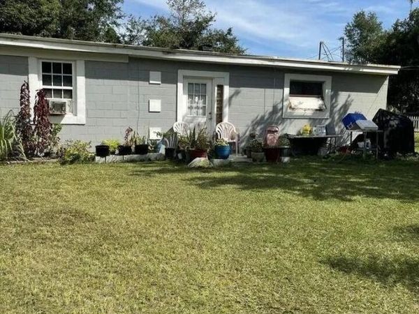10603 BRIARCLIFF Road E, Jacksonville, FL 32218