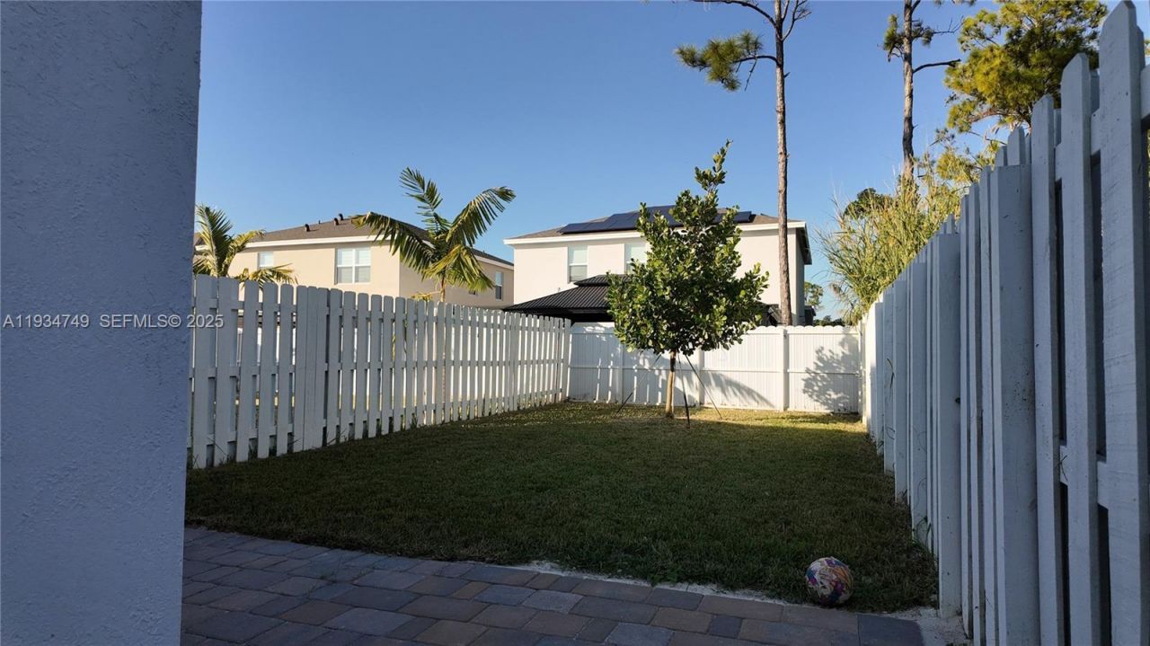 12913 SW 265th Ter, Unit 1, Homestead, FL 33032 Photo