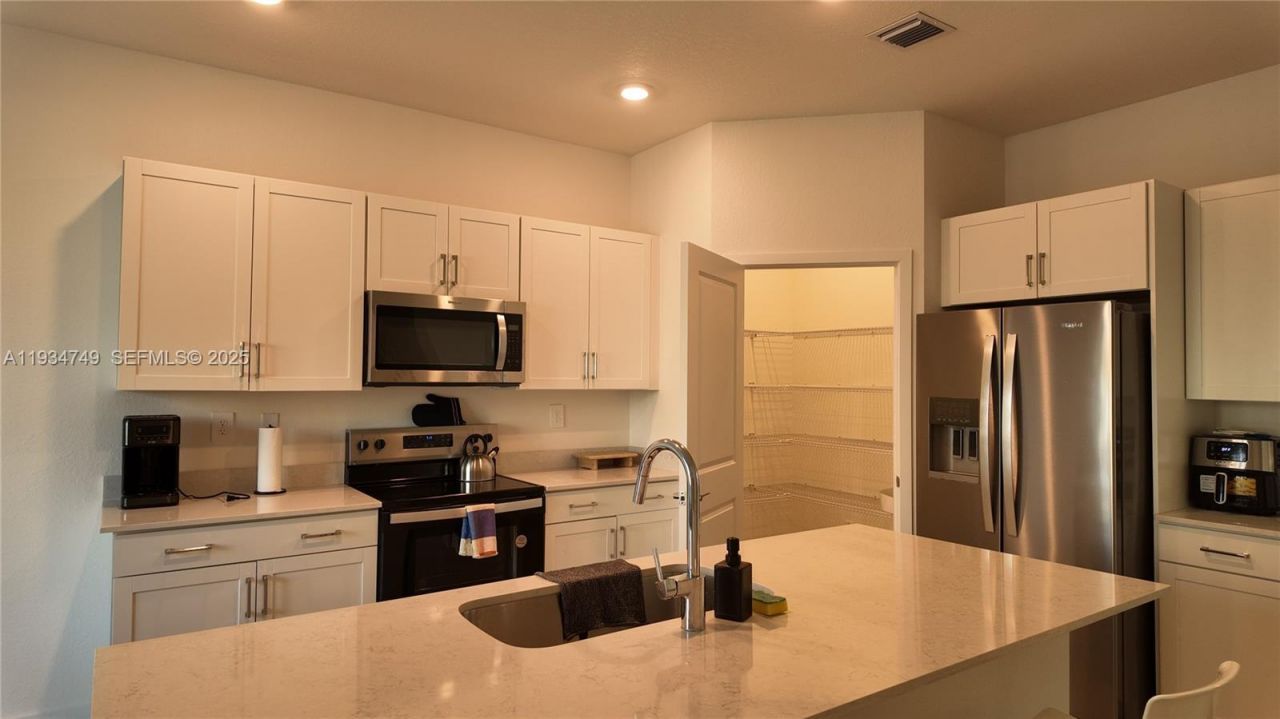 12913 SW 265th Ter, Unit 1, Homestead, FL 33032 Photo