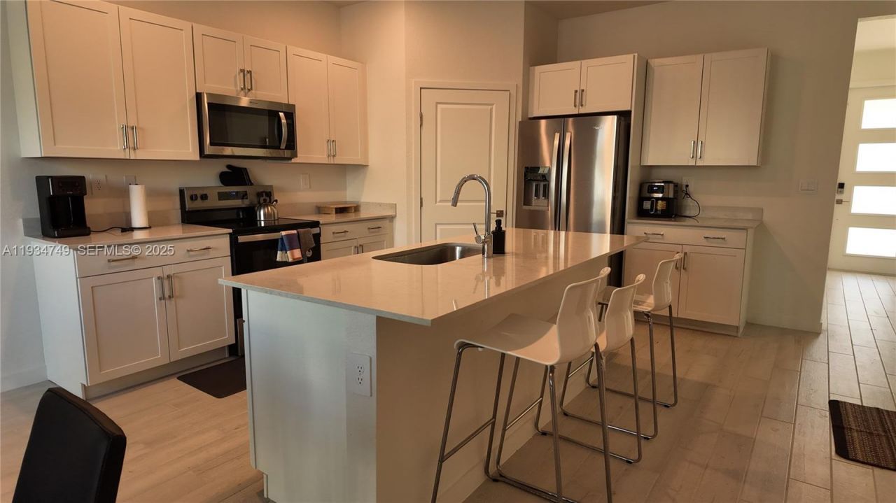 12913 SW 265th Ter, Unit 1, Homestead, FL 33032 Photo