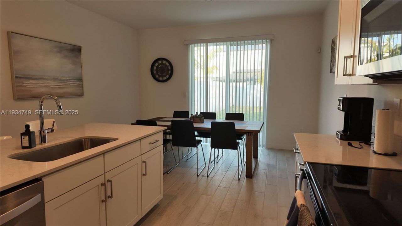 12913 SW 265th Ter, Unit 1, Homestead, FL 33032 Photo