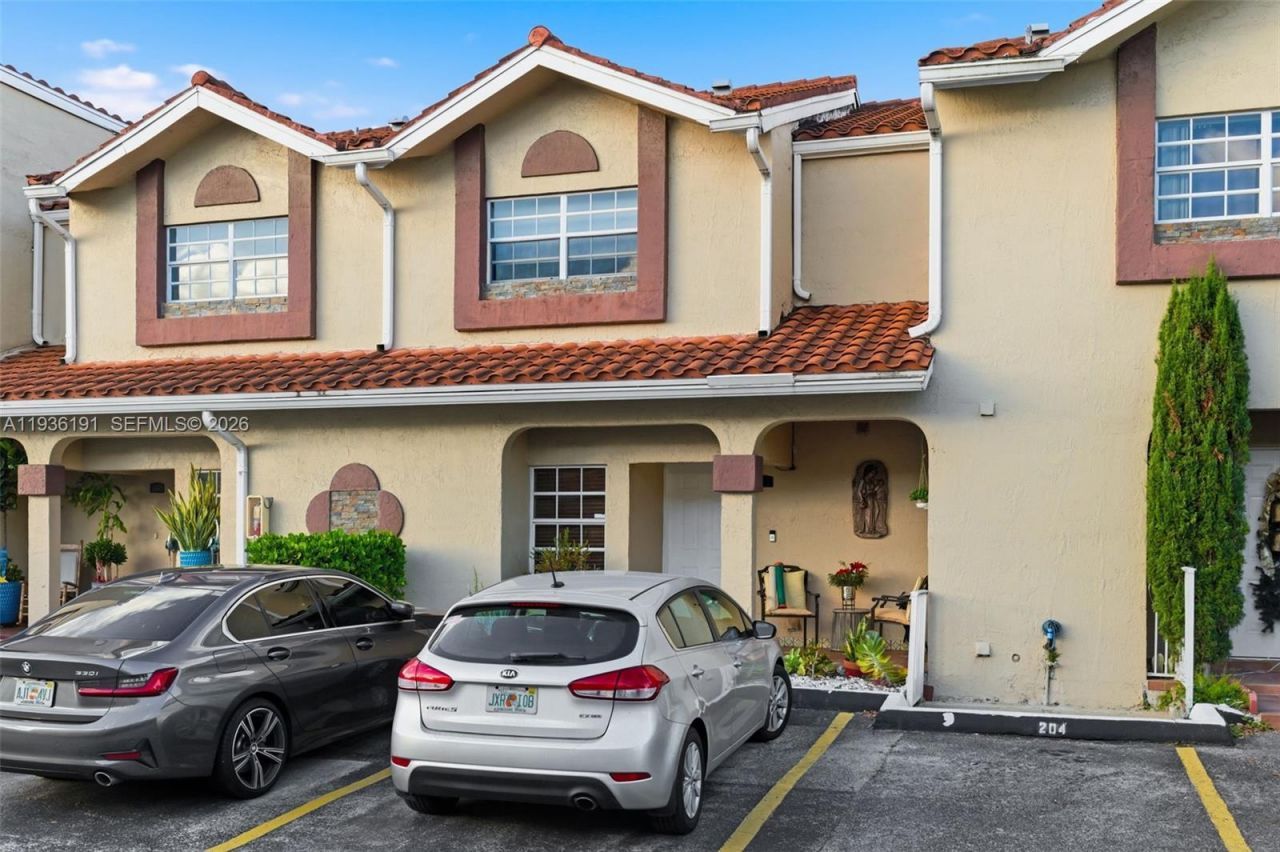 6400 SW 138th Ct, Unit 203, Miami, FL 33183 Photo