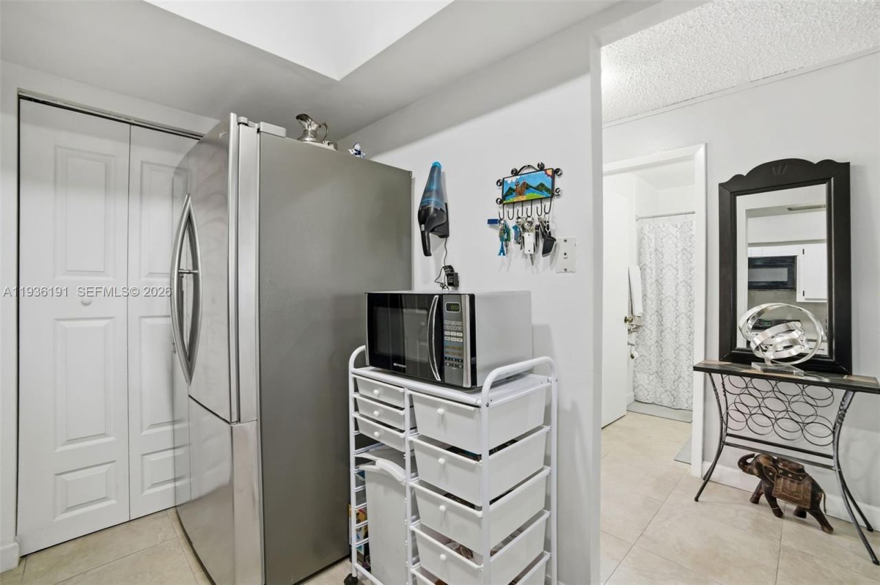 6400 SW 138th Ct, Unit 203, Miami, FL 33183 Photo