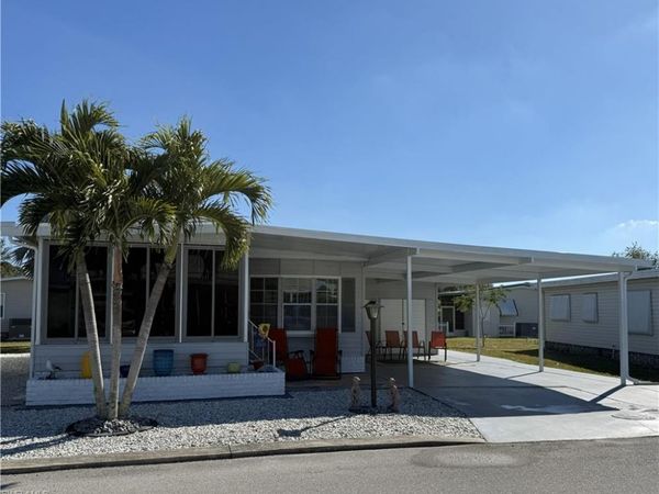 132 Nicklaus BLVD, NORTH FORT MYERS, FL 33903