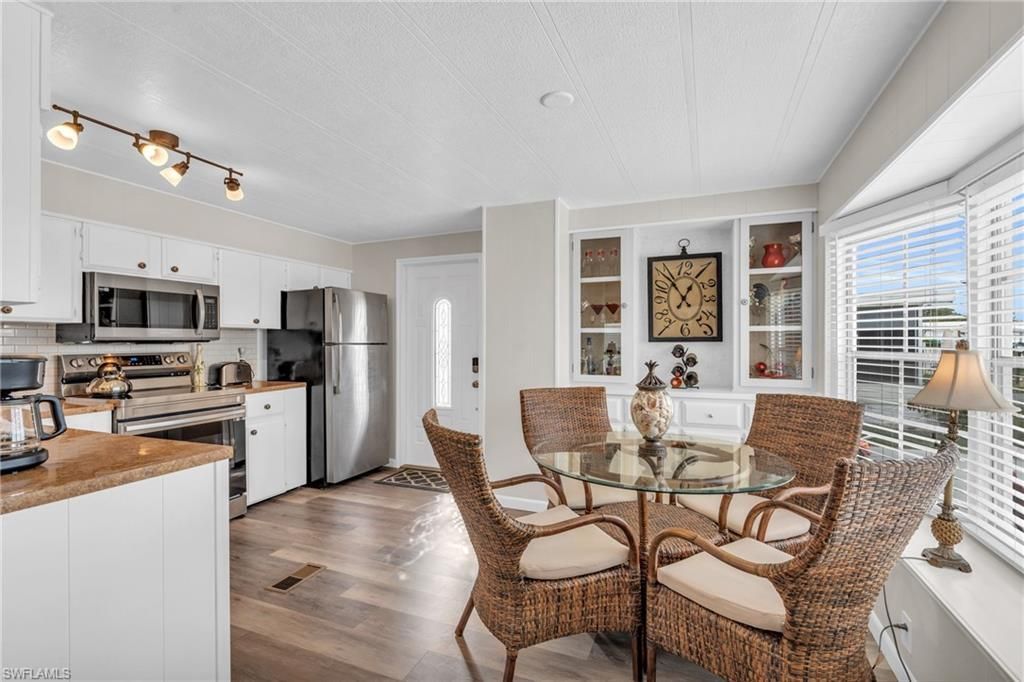 132 Nicklaus Blvd, North Fort Myers, FL 33903 Photo