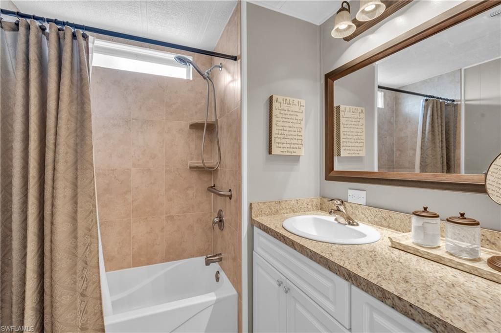 132 Nicklaus Blvd, North Fort Myers, FL 33903 Photo