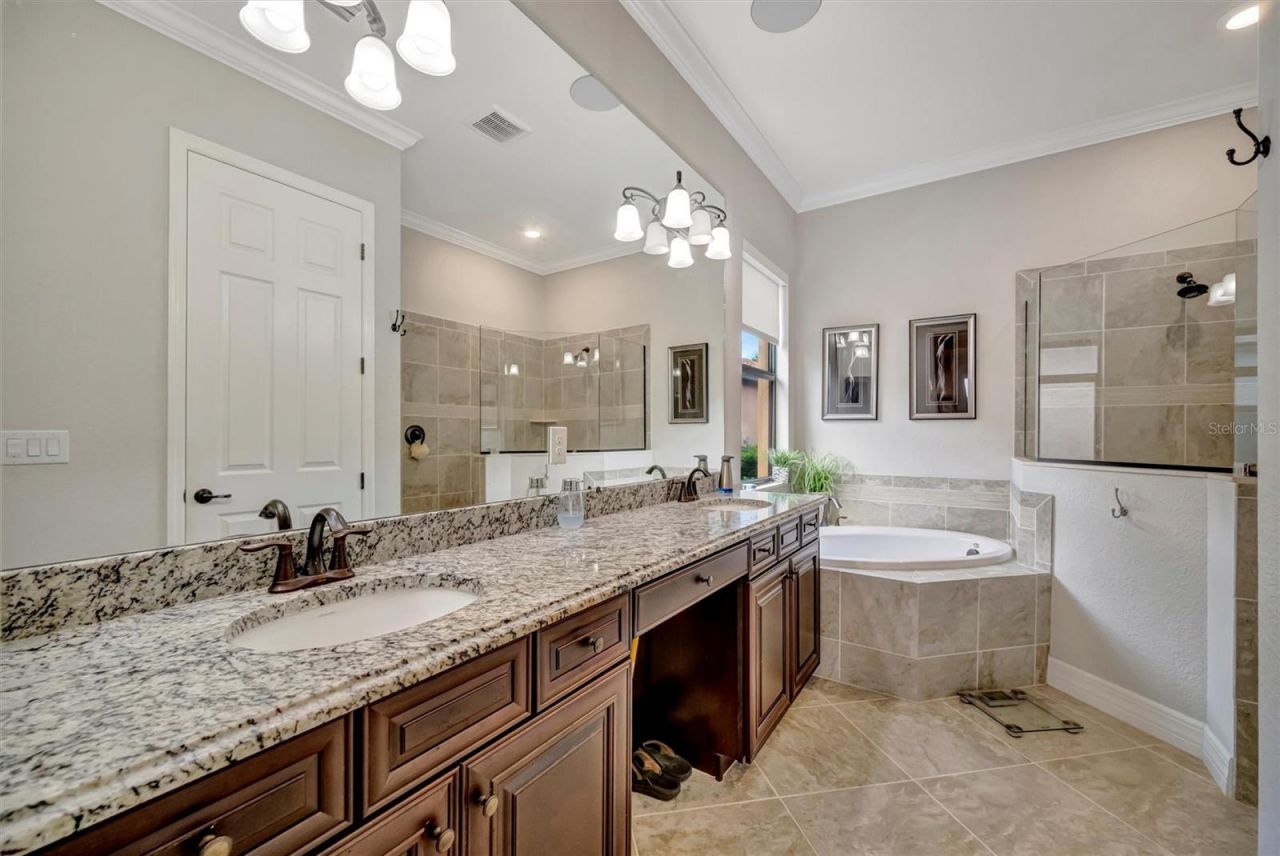 16816 Bwana Place, Bradenton, FL 34211 Photo