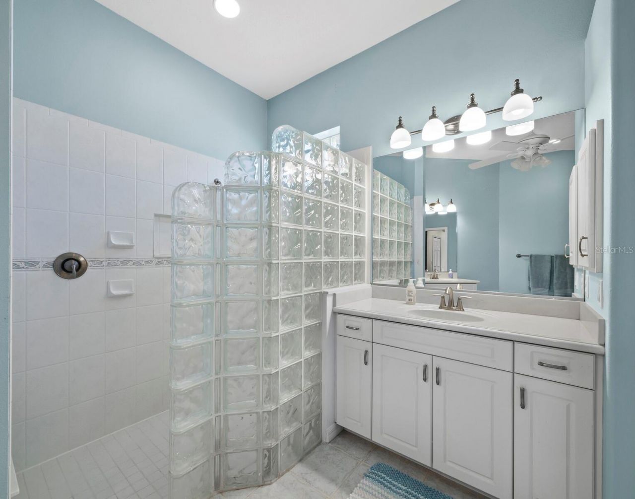 6643 Butlers Crest Drive, Bradenton, FL 34203 Photo