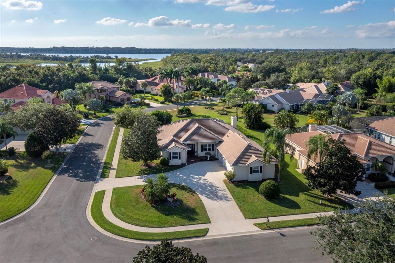 6643 Butlers Crest Drive, Bradenton, FL 34203 Photo
