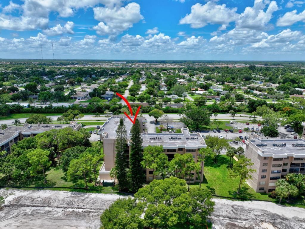 4700 W Lucerne Lakes Boulevard W, Unit 507, Lake Worth, FL 33467 Photo