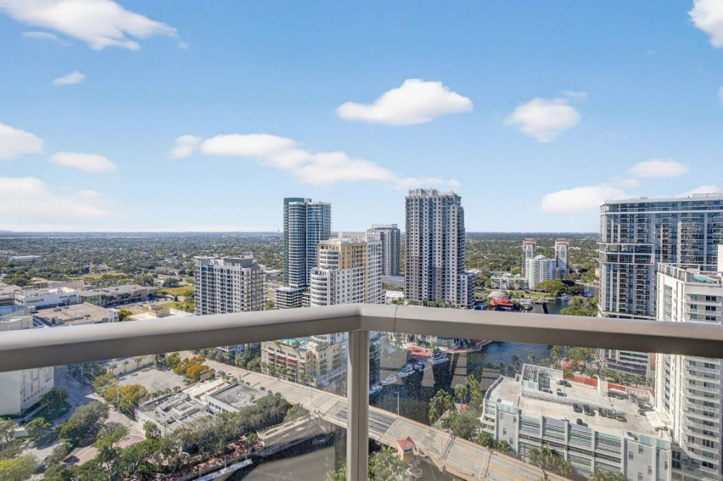 100 E Las Olas Boulevard, Unit 3004, Fort Lauderdale, FL 33301 Photo