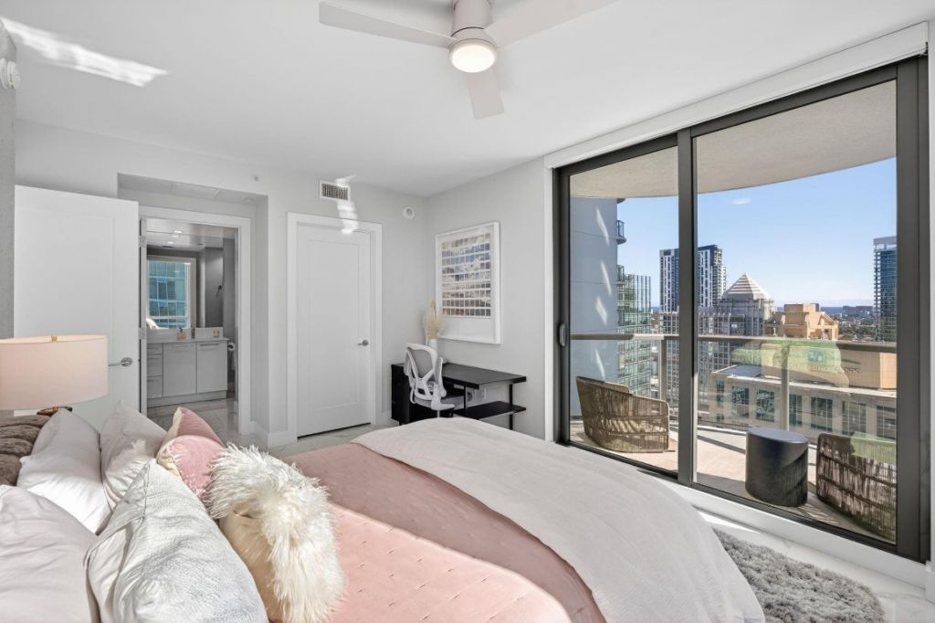 100 E Las Olas Boulevard, Unit 3004, Fort Lauderdale, FL 33301 Photo