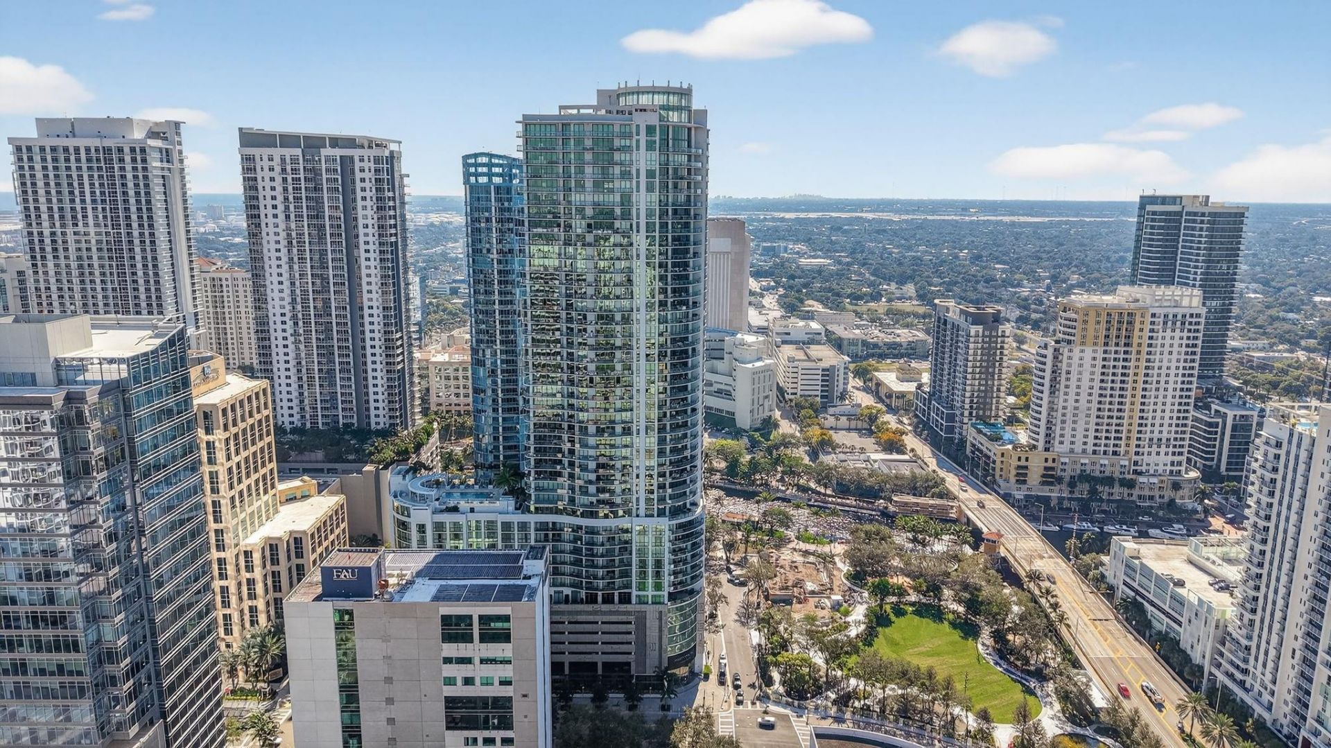 100 E Las Olas Boulevard, Unit 3004, Fort Lauderdale, FL 33301 Photo