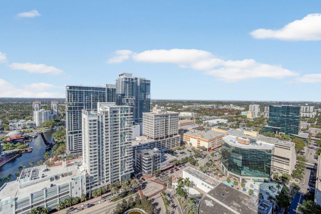 100 E Las Olas Boulevard, Unit 3004, Fort Lauderdale, FL 33301 Photo