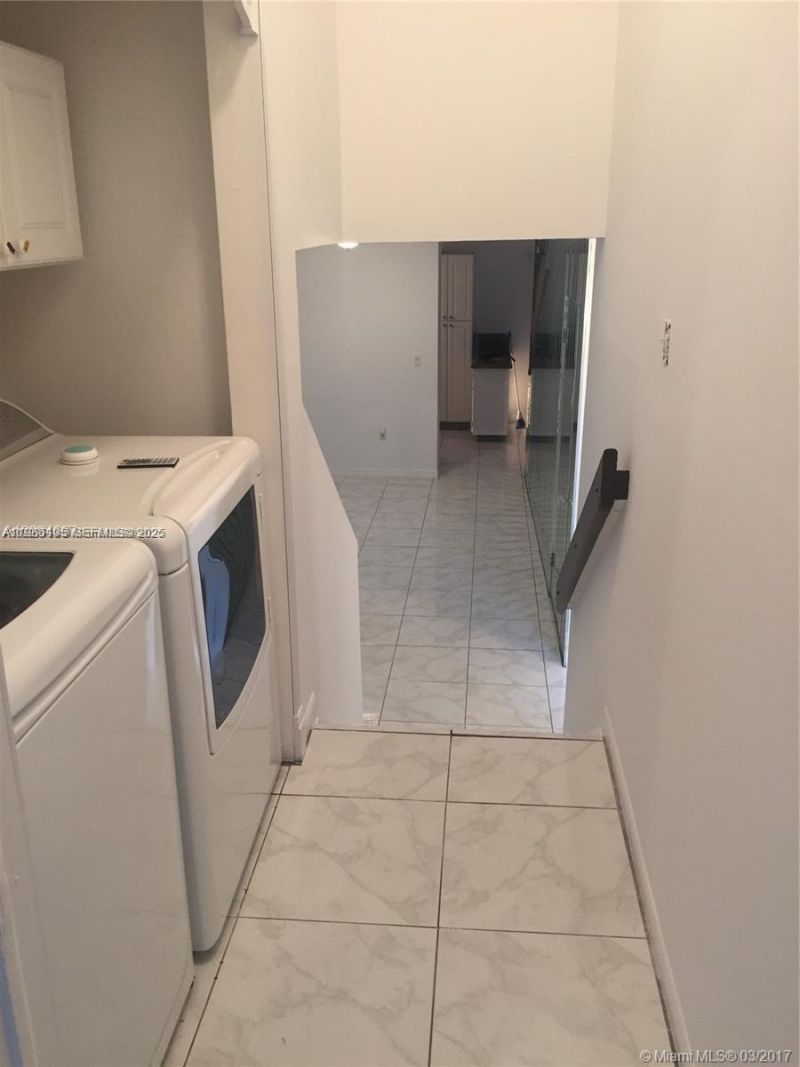 10067 SW 218th St , Unit 10067, Cutler Bay, FL 33190 Photo