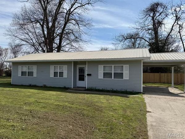 815 Wilson Avenue, Campbell, MO 63933