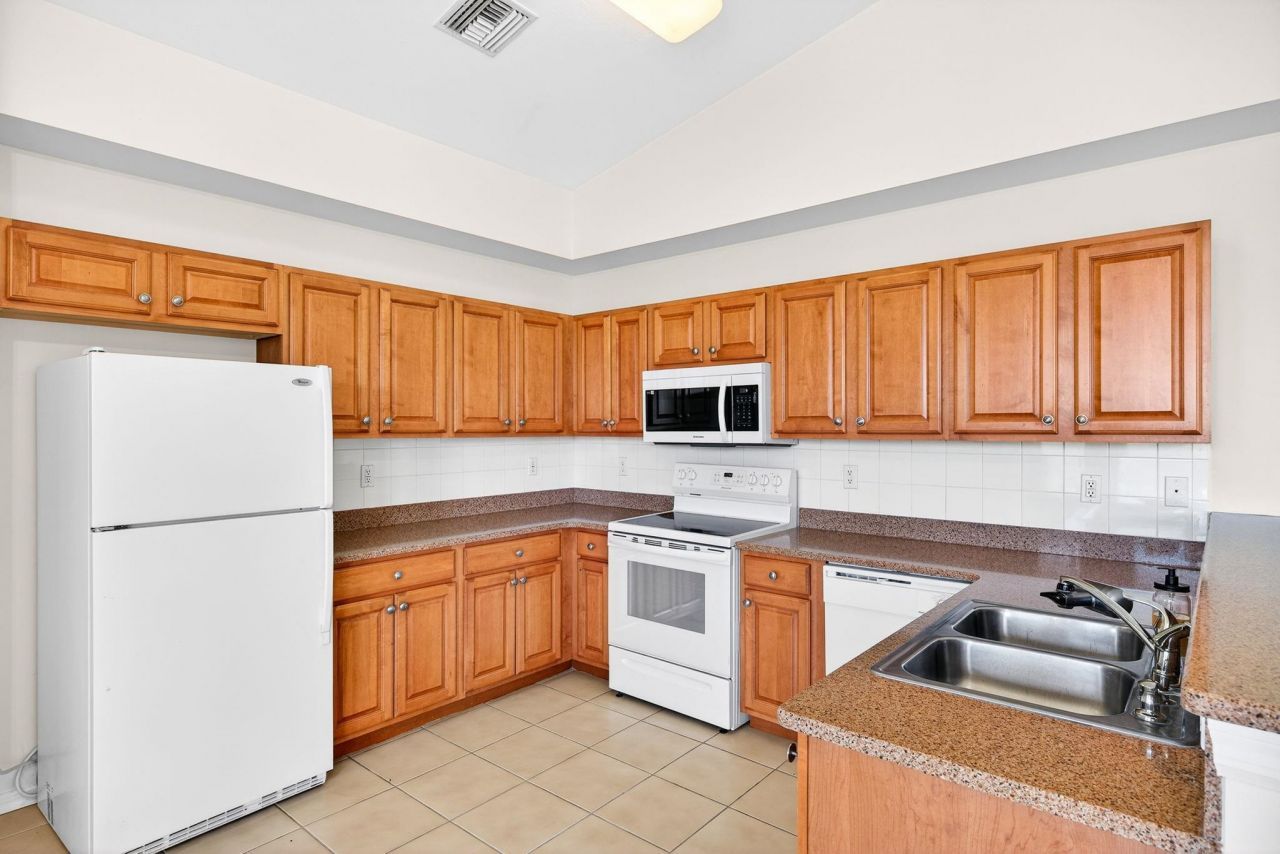 11865 Bayport Ln, Unit 1201, Fort Myers, FL 33908 Photo