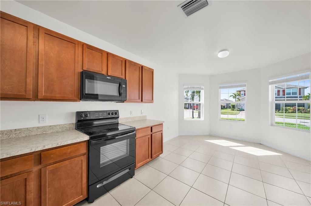 3477 Acapulco Cir , Cape Coral, FL 33909 Photo