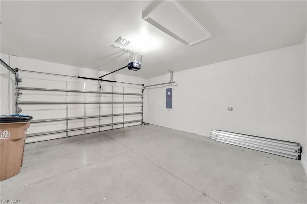 3477 Acapulco Cir , Cape Coral, FL 33909 Photo