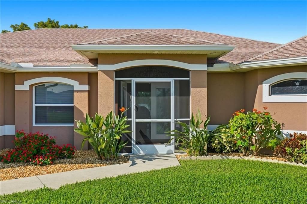 2512 NW 8th Pl, Cape Coral, FL 33993 Photo