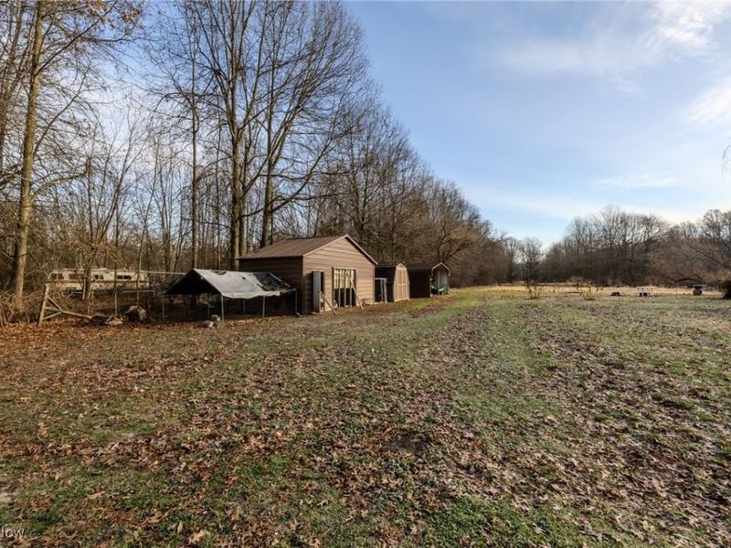 642 Horning Road, Atwater, OH 44201 Photo 5