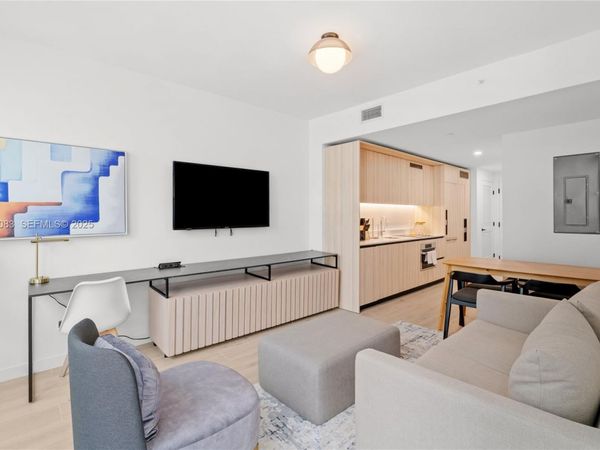 225 N Miami Ave, Unit 2012, Miami, FL 33132