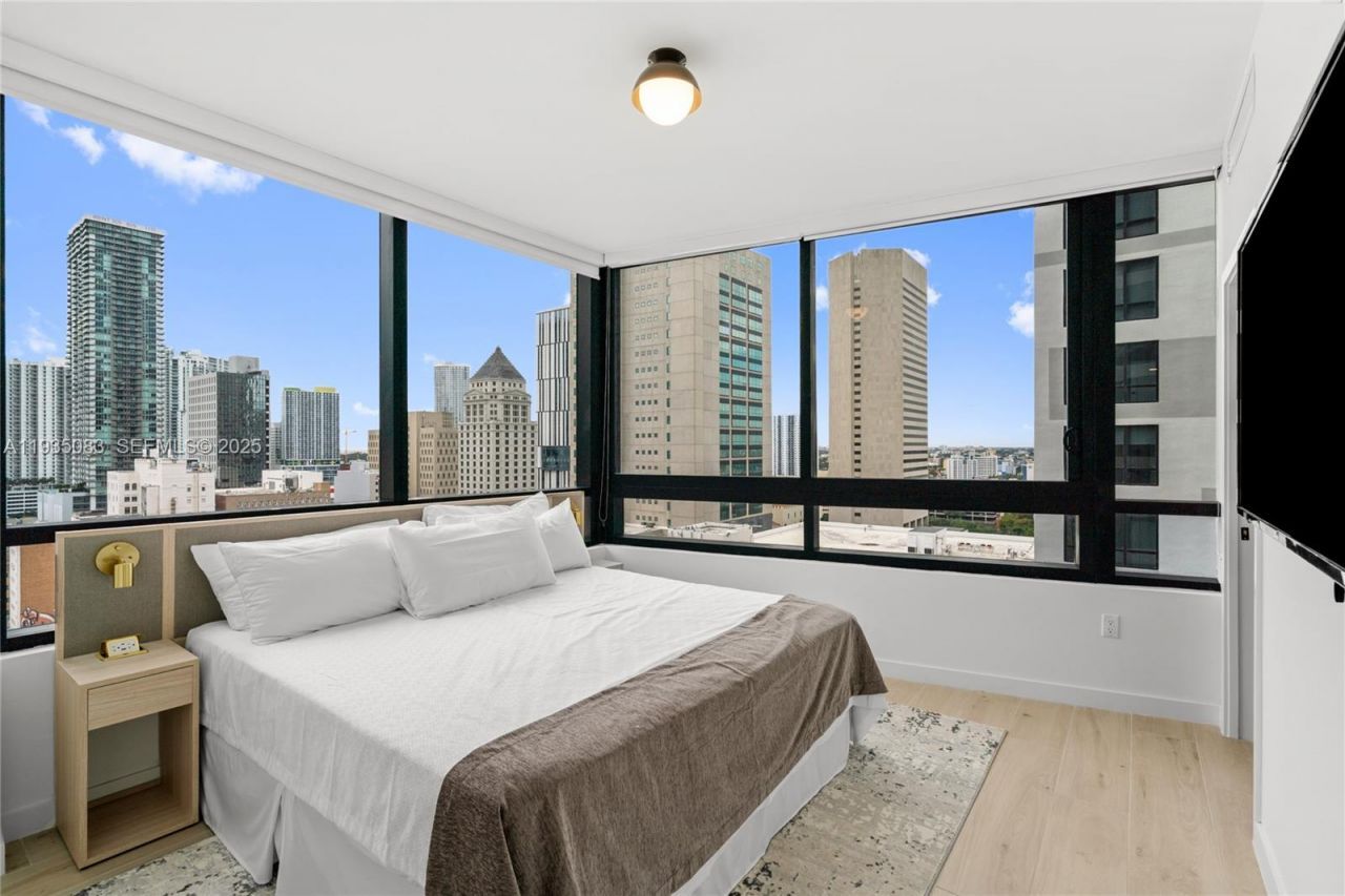 225 N Miami Ave, Unit 2012, Miami, FL 33132 Photo