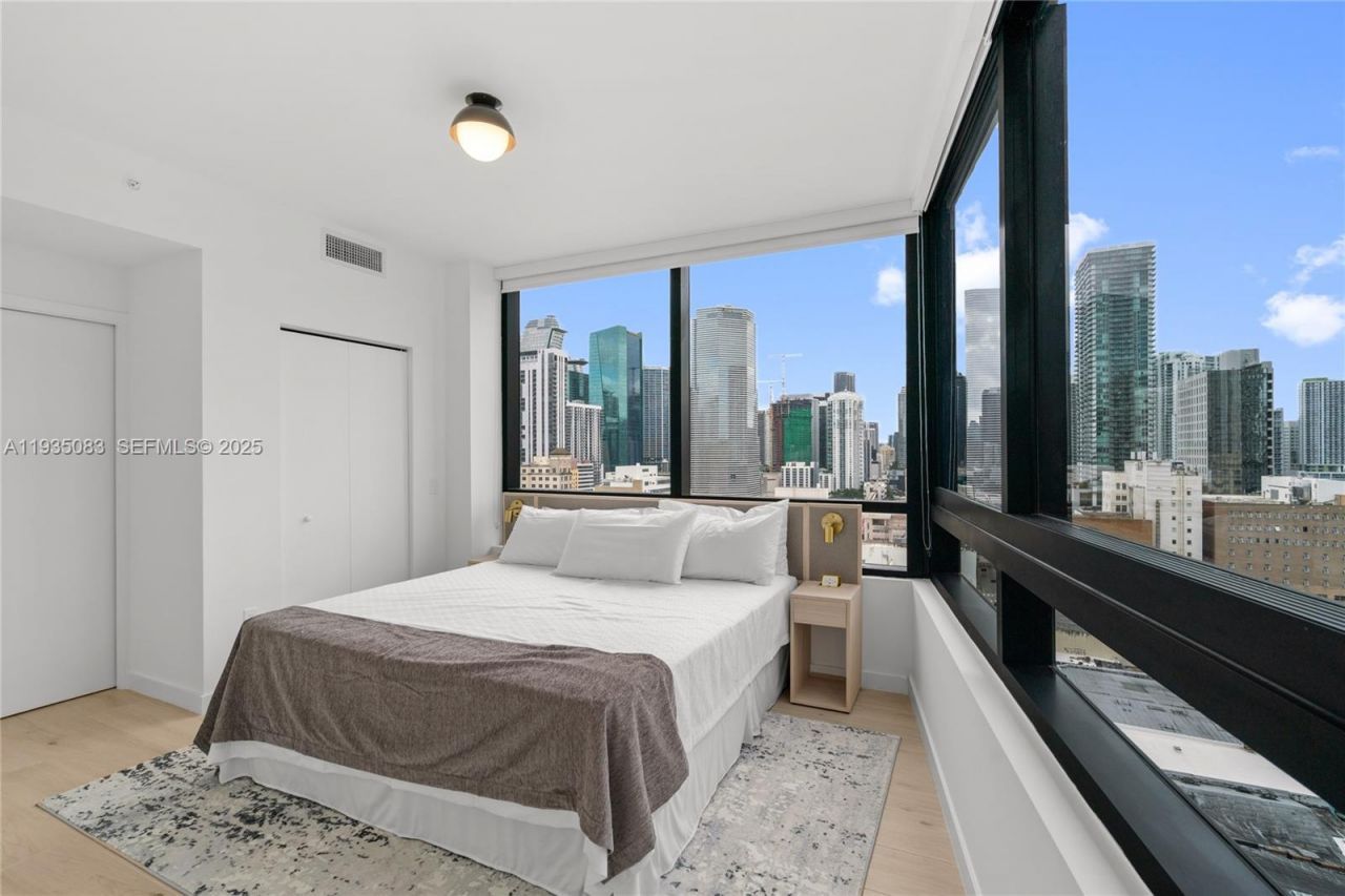 225 N Miami Ave, Unit 2012, Miami, FL 33132 Photo