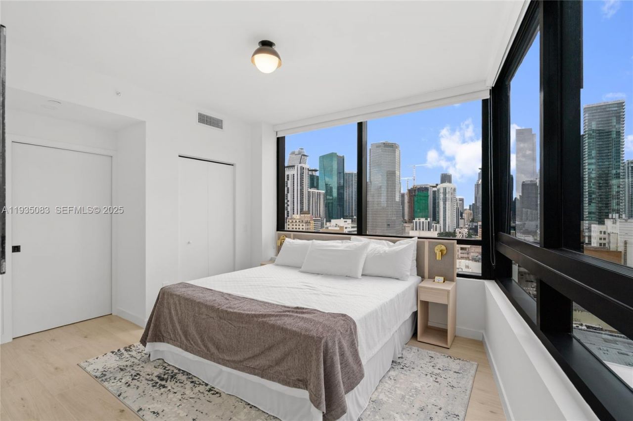 225 N Miami Ave, Unit 2012, Miami, FL 33132 Photo