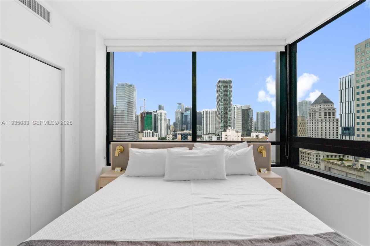 225 N Miami Ave, Unit 2012, Miami, FL 33132 Photo