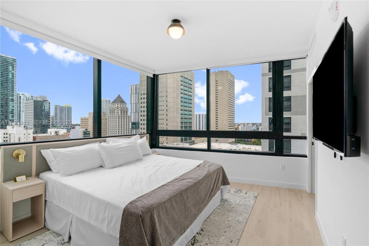 225 N Miami Ave, Unit 2012, Miami, FL 33132 Photo