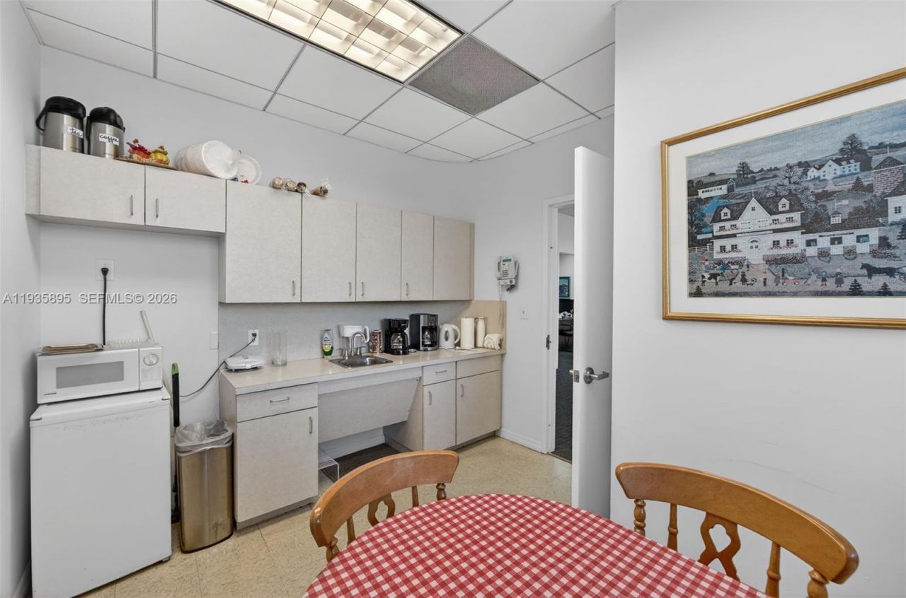 8501 SW 124th Ave, Unit 201, Miami, FL 33183 Photo