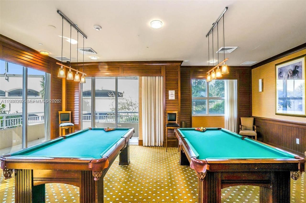 19501 W Country Club Dr , Unit 2313, Aventura, FL 33180 Photo