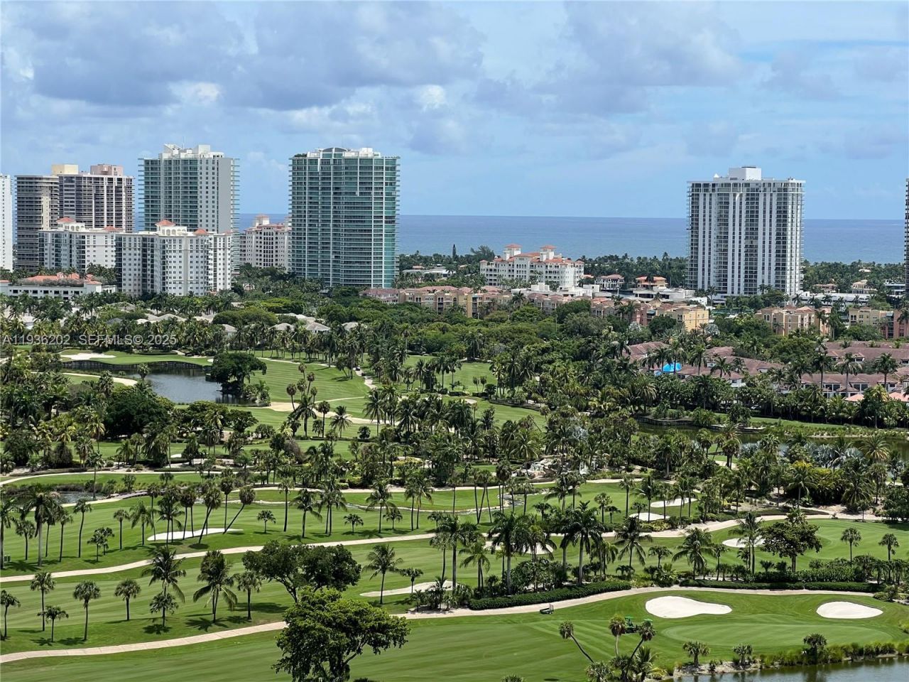 19501 W Country Club Dr , Unit 2313, Aventura, FL 33180 Photo