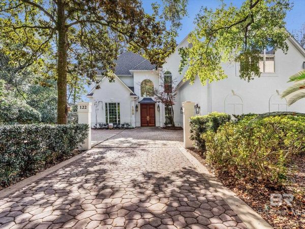 122 S McGregor Avenue, Mobile, AL 36608