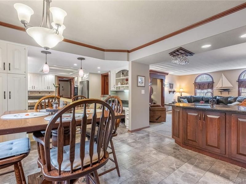 5018 Lausanne Drive, Centerville, OH 45458 Photo 19