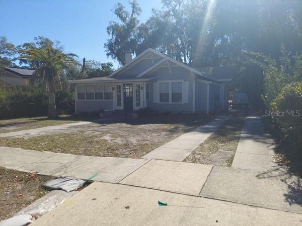 616 W HOWRY AVENUE, DELAND, FL 32720
