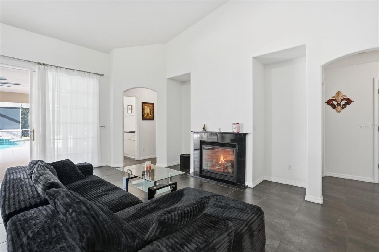 186 N Crestwood Avenue, Inverness, FL 34453 Photo