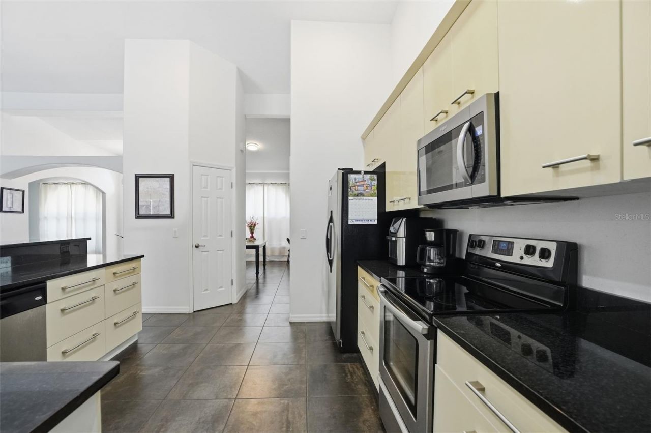 186 N Crestwood Avenue, Inverness, FL 34453 Photo