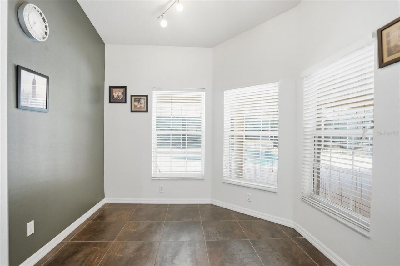 186 N Crestwood Avenue, Inverness, FL 34453 Photo