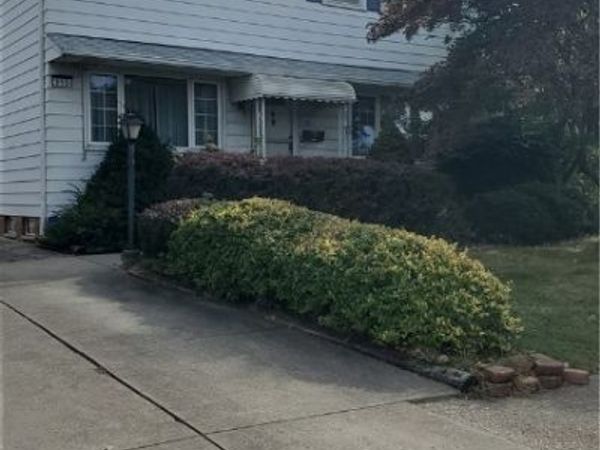 815 E 272nd Street, Euclid, OH 44132